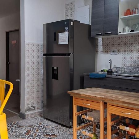 Casa Tuvia Parque Vandrarhem Medellín Exteriör bild